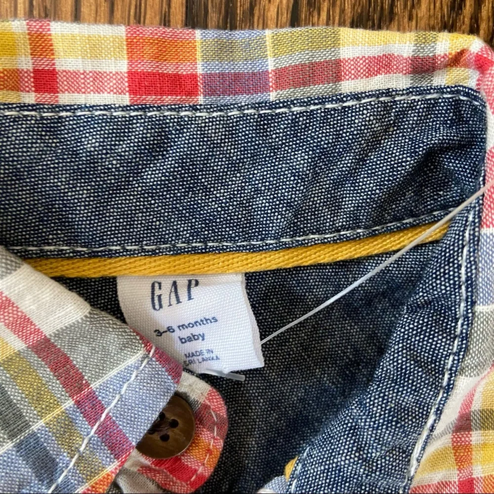 Baby Gap plaid button down onesie